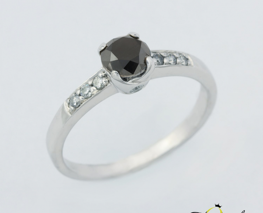 A gyemant gyuru igerete - ekszerblog.hu