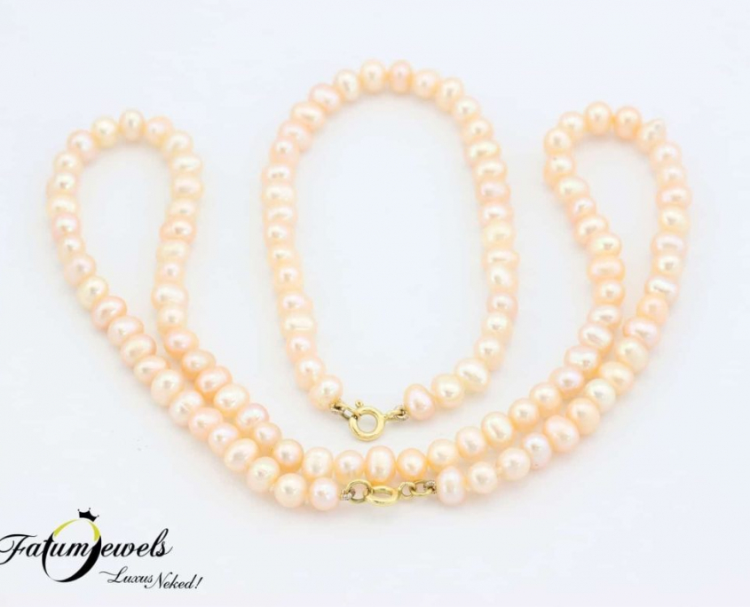 Gyöngy ékszer, amely egy barátság történetét meséli el - ekszerblog.hu