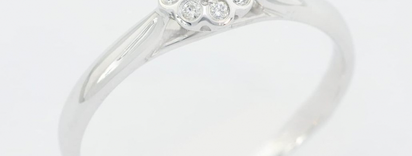 Sárgaarany vagy fehérarany gyűrű Mi illik jobban az őszi tónusokhoz - ekszerblog.hu